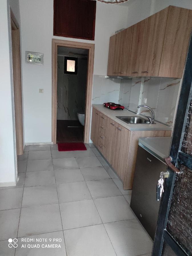 Iris Apartment Pefkochori Exterior photo
